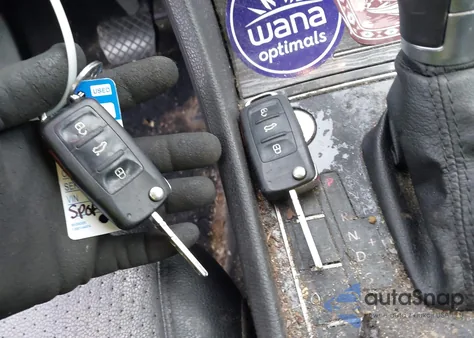 2017 Volkswagen Passat 1.8T Se из США, поврежденный, VIN 1VWBT7A32HC041397